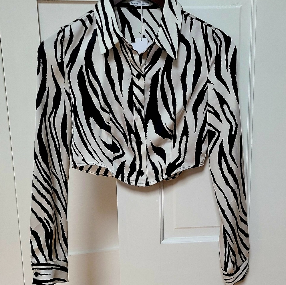 Bershka  shirt